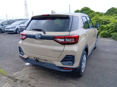 DAIHATSU ROCKY