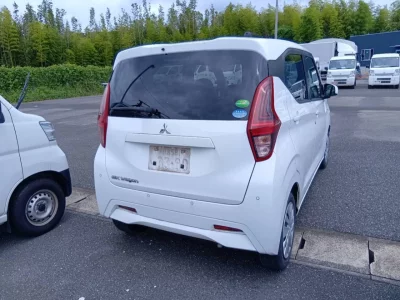 MITSUBISHI EK WAGON