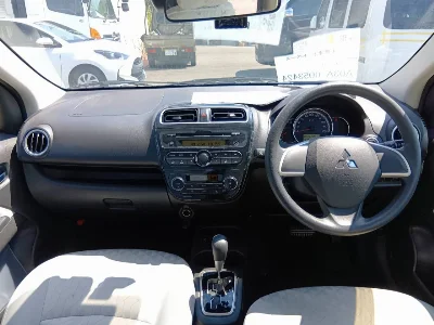MITSUBISHI MIRAGE
