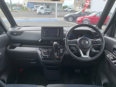 NISSAN ROOX