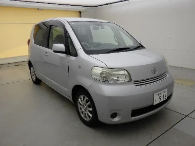 TOYOTA PORTE