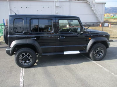 SUZUKI JIMNY NOMADE