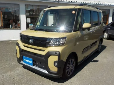 DAIHATSU TANTO FUN CROSS