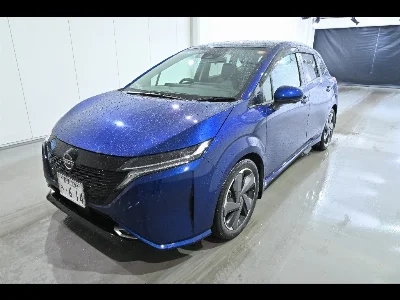NISSAN AURA