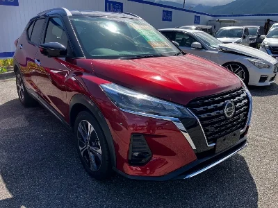 NISSAN KICKS