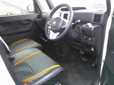 TOYOTA PIXIS MEGA