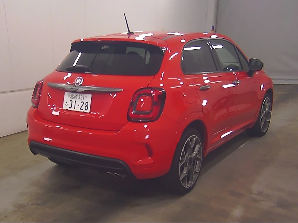 Fiat 500X  с аукциона в Японии