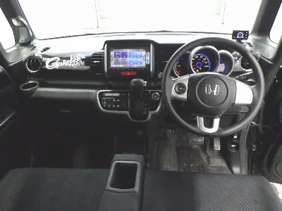 HONDA N BOX PLUS