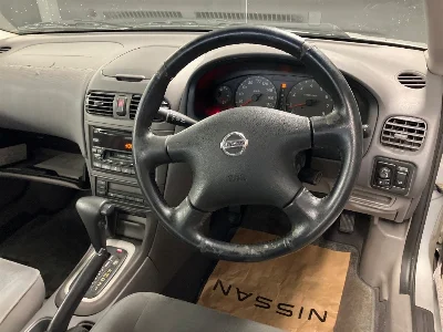 NISSAN SUNNY