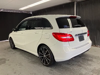 MERCEDES BENZ B CLASS