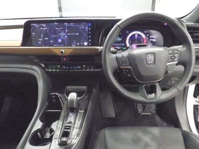 TOYOTA CROWN CROSSOVER