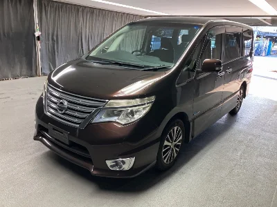 NISSAN SERENA