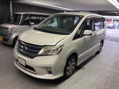 NISSAN SERENA