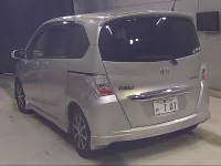 Цена авто Honda Freed с аукционов Японии, номер кузова GP3, пробег 100 000, оценка 8