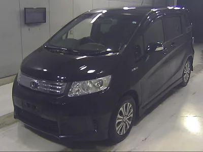 HONDA FREED SPIKE