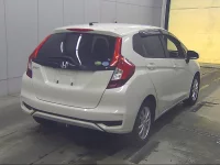 Цена авто Honda Fit с аукционов Японии, номер кузова GK3, пробег 39 000, оценка 6