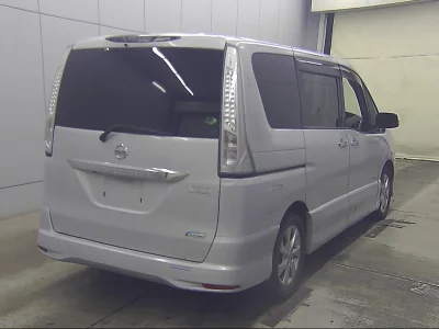 NISSAN SERENA