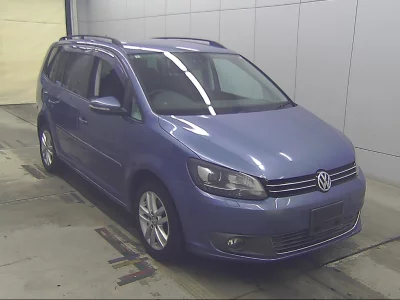 VOLKSWAGEN GOLF TOURAN