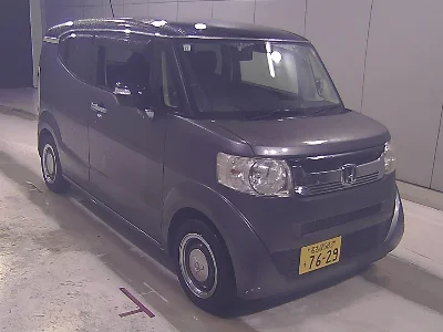 HONDA N BOX SLASH