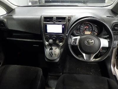 TOYOTA RACTIS