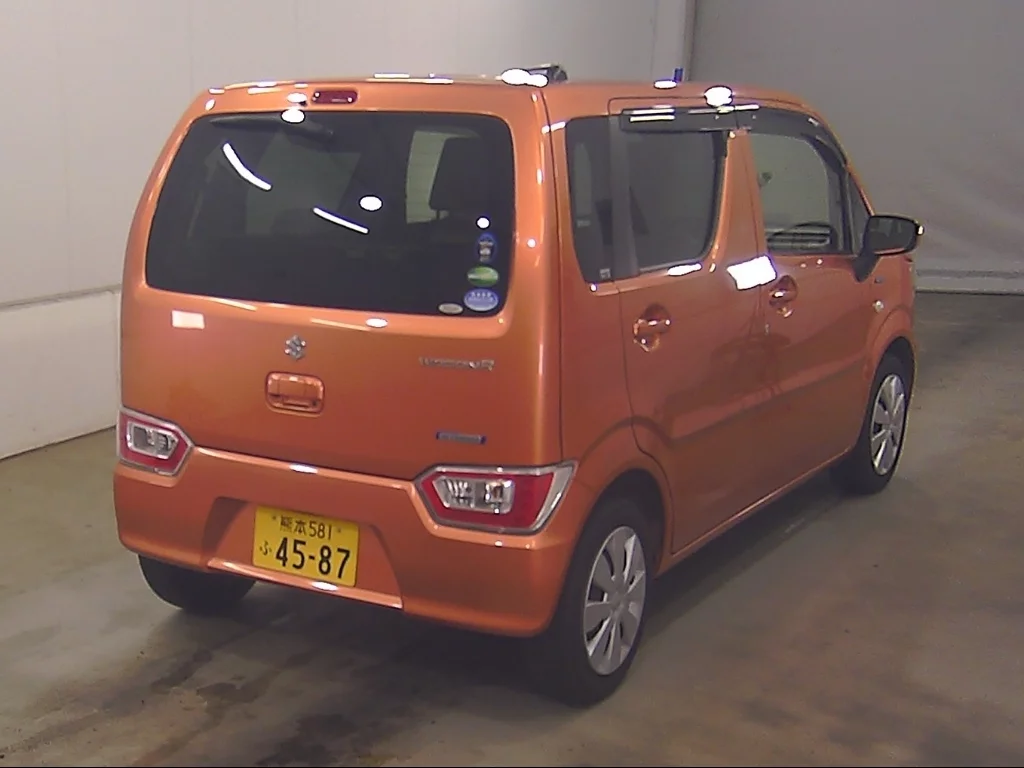Suzuki Wagon R  с аукциона в Японии