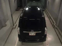 Цена авто Toyota Voxy с аукционов Японии, номер кузова ZRR70W, пробег 93 000, оценка 2