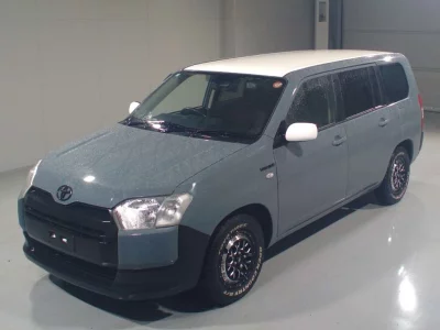 TOYOTA SUCCEED