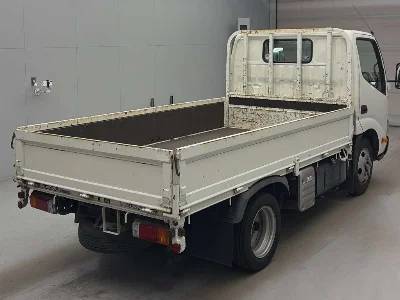 TOYOTA DYNA