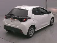 Цена авто Toyota Yaris с аукционов Японии, номер кузова KSP210, пробег 101 000, оценка 2