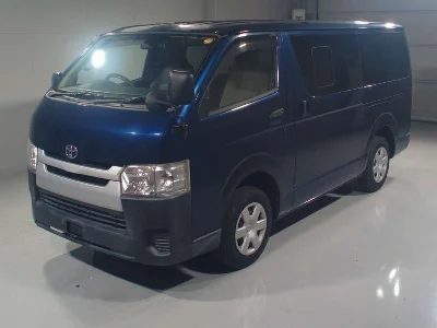 TOYOTA REGIUS VAN