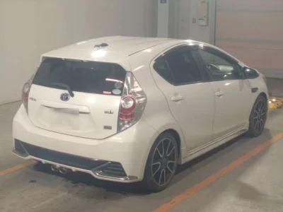 Статистика аукционов Toyota Aqua