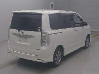 Цена авто Toyota Voxy с аукционов Японии, номер кузова ZRR75W, пробег 267 000, оценка 2