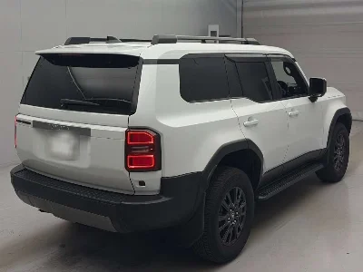 TOYOTA LAND CRUISER 250