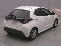 Цена авто Toyota Yaris с аукционов Японии, номер кузова MXPH10, пробег 89 000, оценка 2