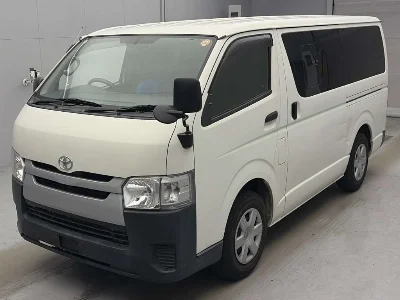 TOYOTA REGIUS VAN