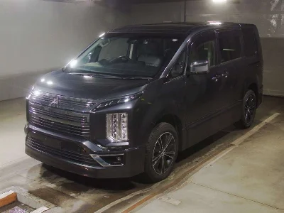 MITSUBISHI DELICA D5