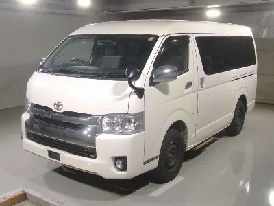 TOYOTA HIACE