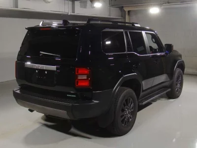 TOYOTA LAND CRUISER 250