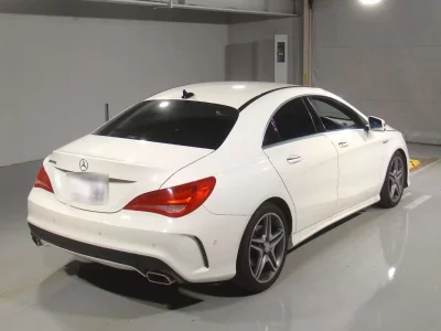 MERCEDES BENZ CLA