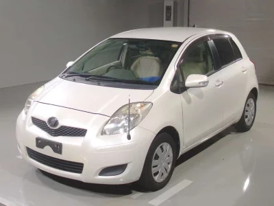 TOYOTA VITZ