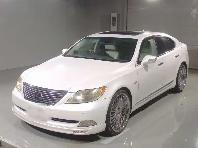 LEXUS LS
