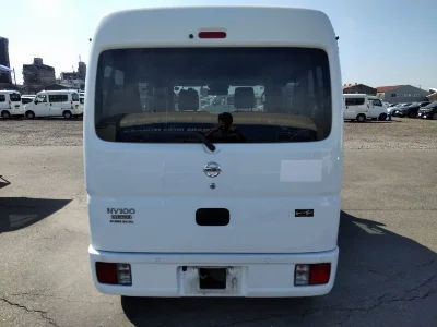 NISSAN CLIPPER VAN
