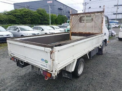 TOYOTA DYNA
