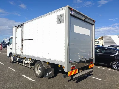 MITSUBISHI CANTER