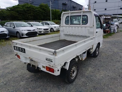 DAIHATSU HIJET TRUCK
