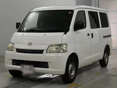 TOYOTA LITE ACE VAN