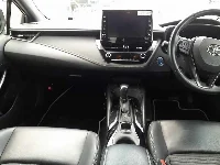 Цена авто Toyota Corolla Touring Sports с аукционов Японии, номер кузова ZWE211W, пробег 129 000, оценка 7