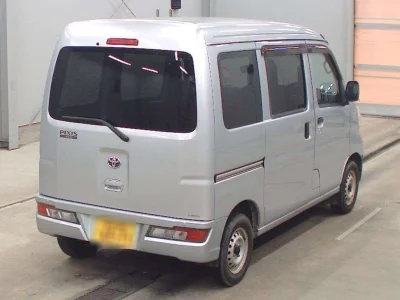 TOYOTA PIXIS VAN