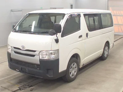 TOYOTA REGIUS VAN