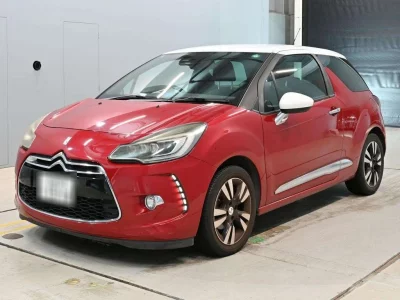 CITROEN DS3 1